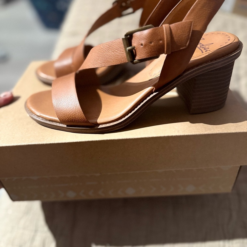 Zodiac Brown Leather Heels